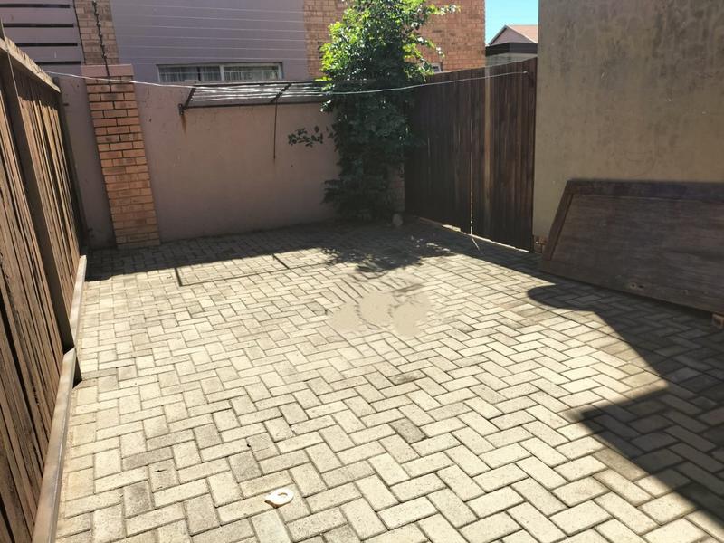 2 Bedroom Property for Sale in Pellissier Free State